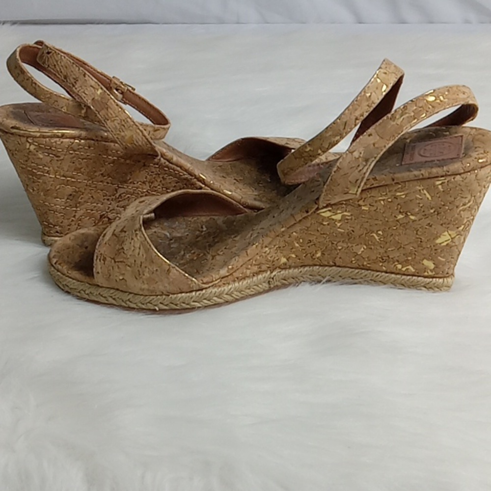Tory Burch gold and brown heels - Picture 7 of 8